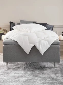 Dyne/pudesæt fiber 135x200/60x63/70 KVITEGGA