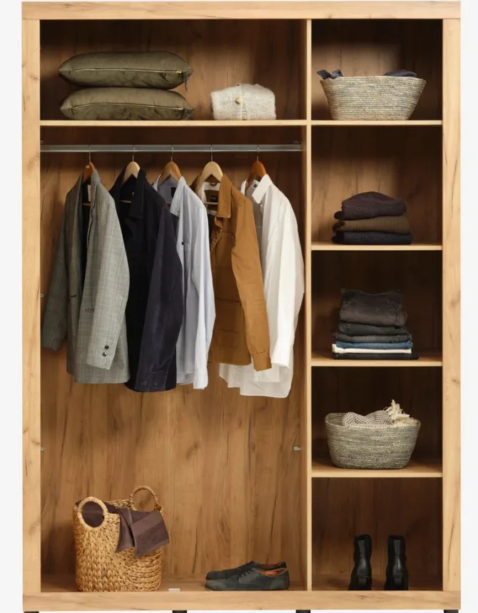 Garderobeskab LINTRUP 157x220 3 låger egefarve