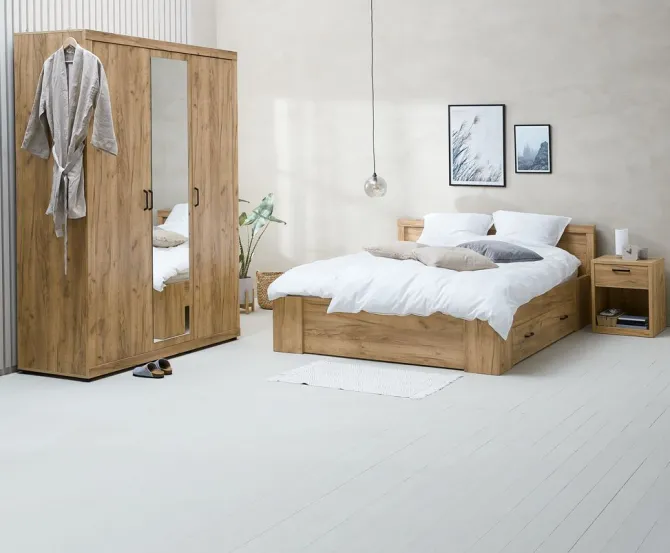 Garderobeskab LINTRUP 157x220 3 låger egefarve