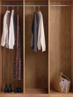 Garderobeskab VIBY 150x200 3 låger egefarve natur