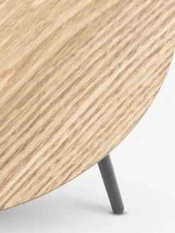 Hjørnebord NYBO Ø40 egefarve/sort