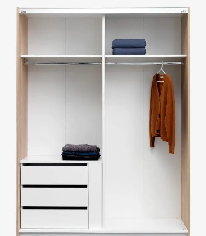 Indsats til TARP 151 garderobeskab