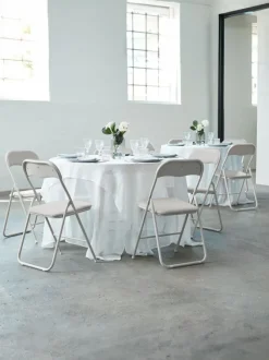 Klapstol VOEL lyst sandfarvet stof