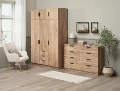 Lænestol HUNDESTED råhvid teddy/egefarve