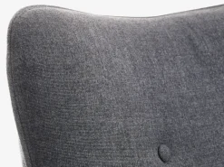 Lænestol/fodskammel SKALBORG mørkegråt stof/eg