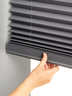 Plisségardin HOVDEN 80x160 grå trådløst