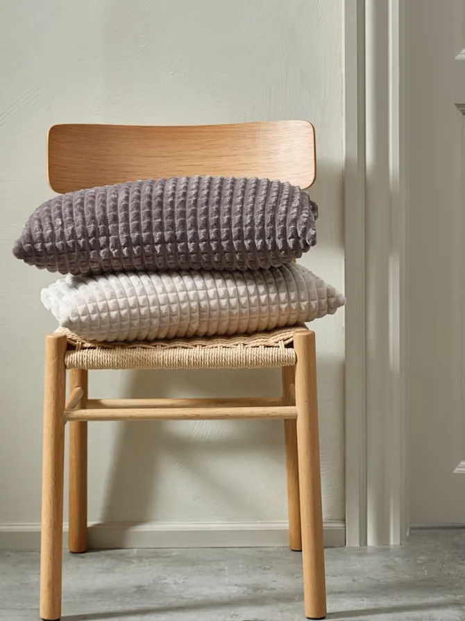 Pyntepude HAGTORN 30x50 beige