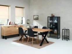 ROSLEV L200 bord eg natur + 4 JONSTRUP stole sort/eg