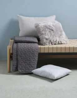 Sengetæppe ROSENTRE 160x220 grå