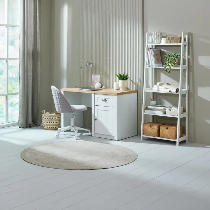 Skrivebord MARKSKEL 60x120 1 låge 1 skuffe hvid/egefarve