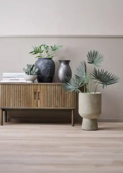 TV-bord LYNGVIG 120cm 2 jalousilåger mørk eg