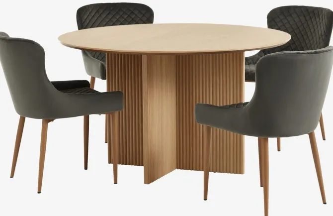 VESTERBORG Ø130 bord eg + 4 PEBRINGE stole grå velour