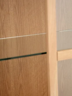 Vitrine VESTERBY høj 2 låger eg natur