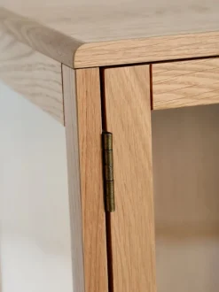 Vitrine VESTERBY høj 2 låger eg natur