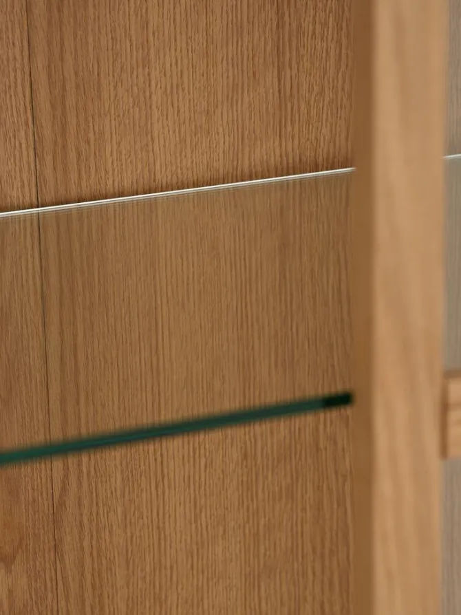 Vitrine VESTERBY lav 2 låger eg natur