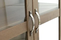 Vitrineskab JUNGEN 2 låger 1 skuffe vild eg farve