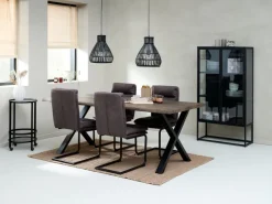 Vitrineskab VIRUM 2 låger sort